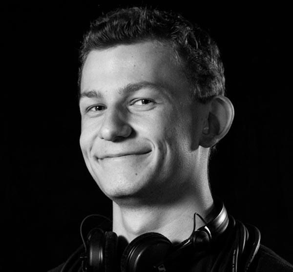 Portraitaufnahme von Steffen Seitz - Elektrotechniker bei SES